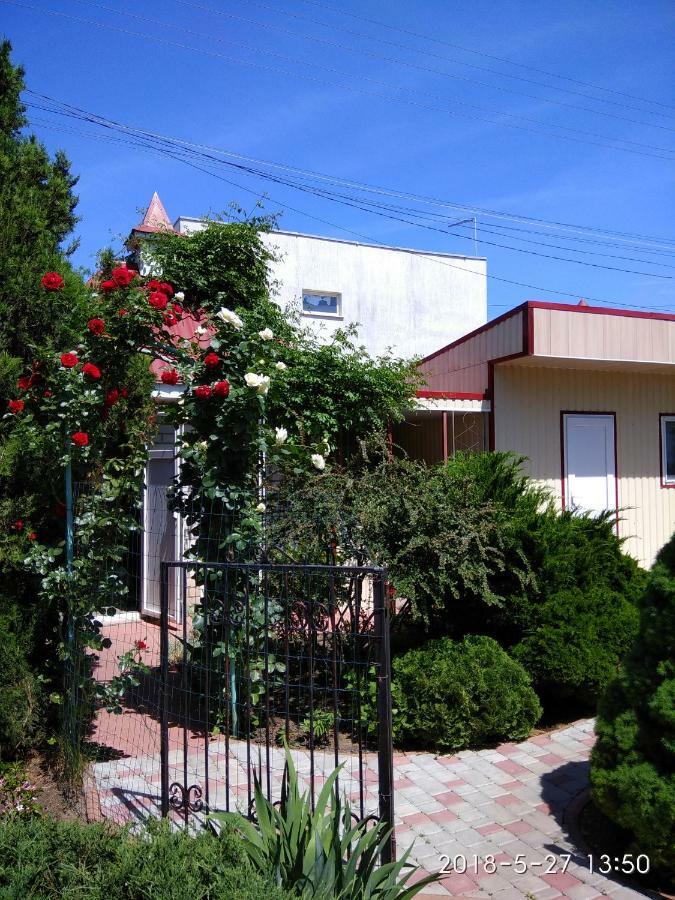 Mini Hotel Уютный Дворик Οδησσός Εξωτερικό φωτογραφία
